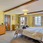 Semesterbostad 5 Bed In Oc-e30404 *
